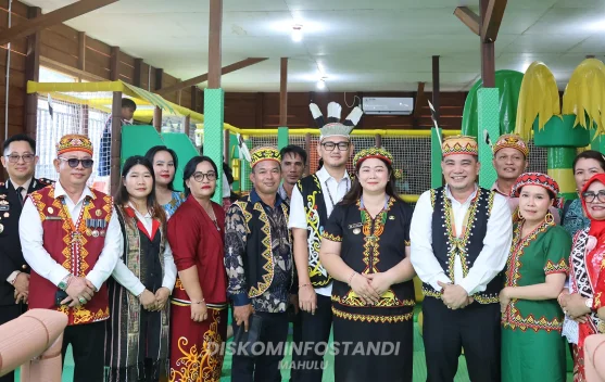 Playground anak di Lapangan Cor Ujoh Bilang diresmikan